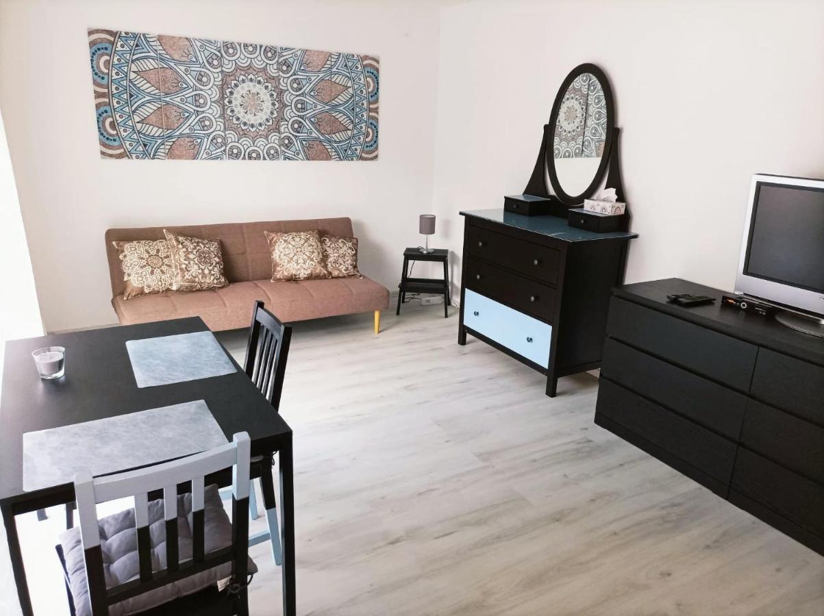 Kleine Ferienwohnung Mit Terrasse Am Waldrand Schonau  Exteriör bild